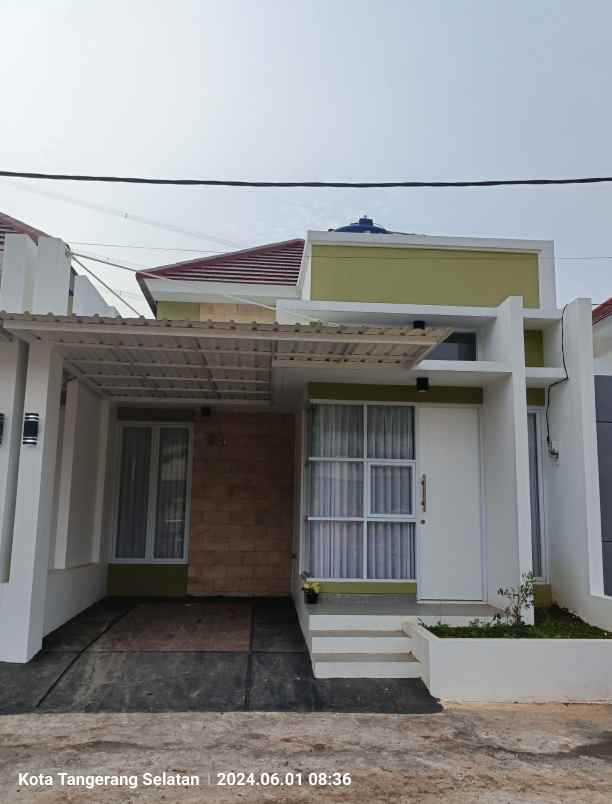 dijual rumah jalan h rean serua ciputat