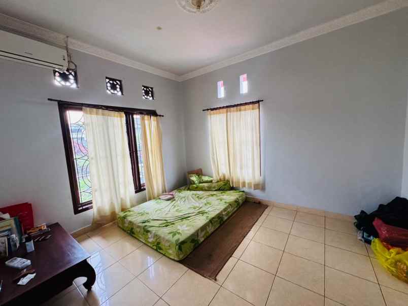dijual rumah jalan hayam wuruk denpasar