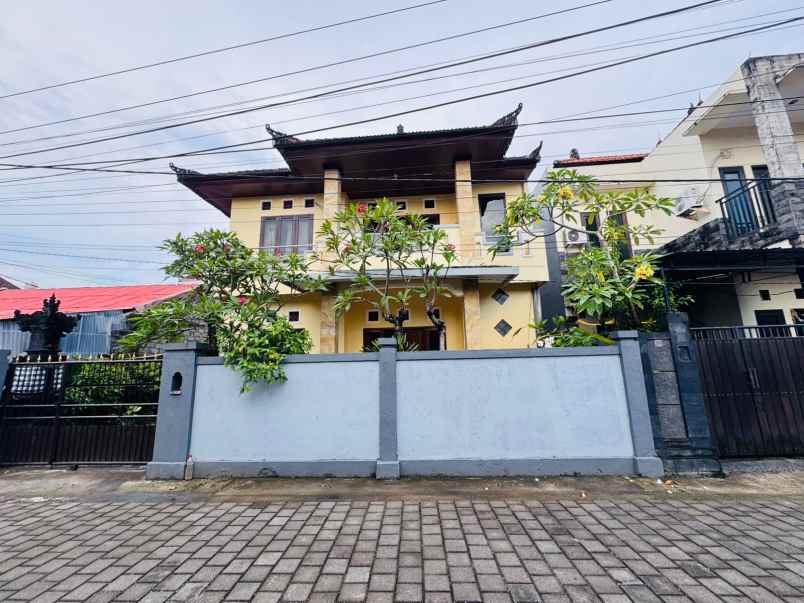 dijual rumah jalan hayam wuruk denpasar