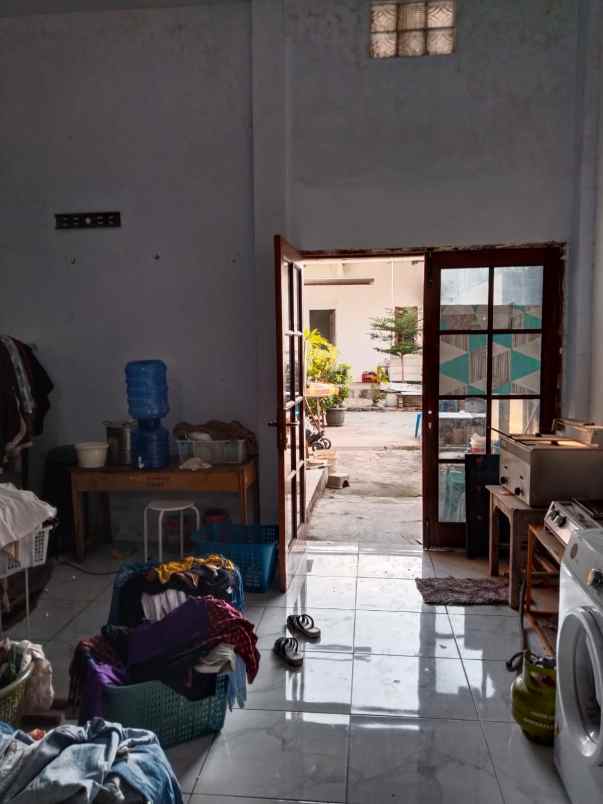 dijual rumah jalan maccini raya