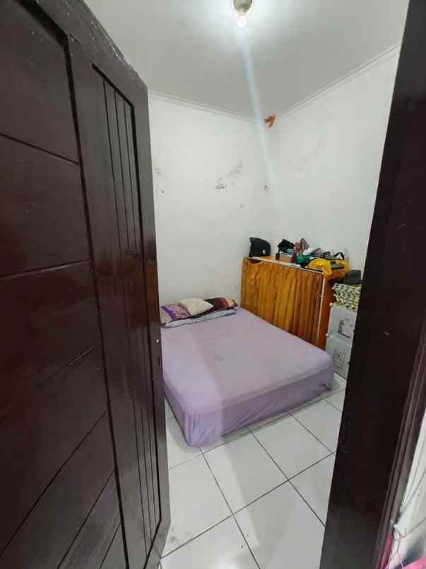 dijual rumah jalan pangarang