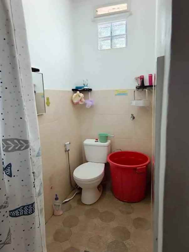 dijual rumah jalan pangarang