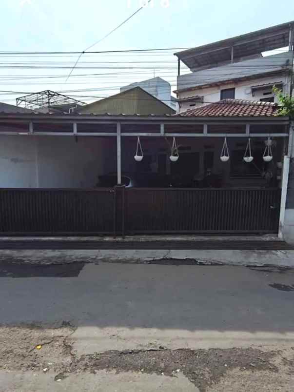 dijual rumah jalan pangarang