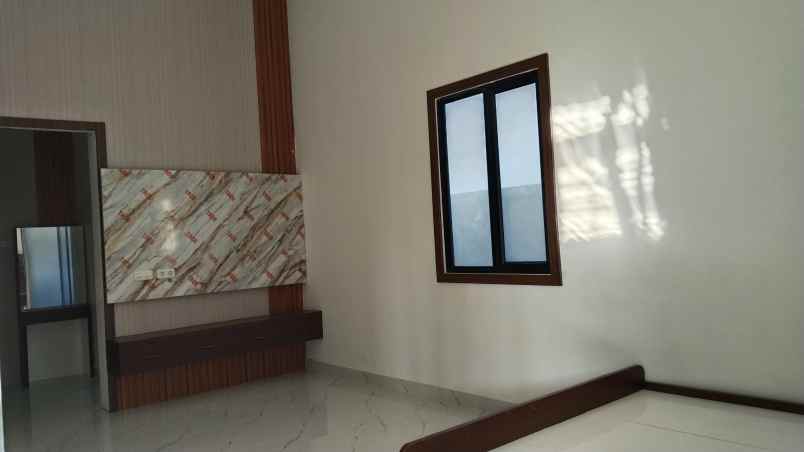 dijual rumah jalan purnama 1 pontianak