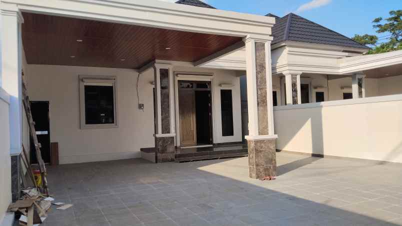 dijual rumah jalan purnama 1 pontianak