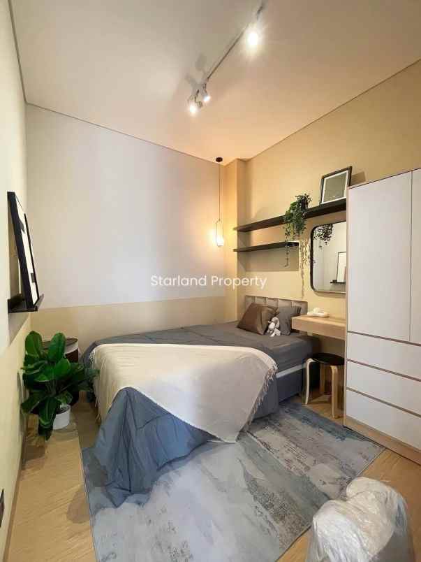 dijual rumah jalan raya ciputat tiptop