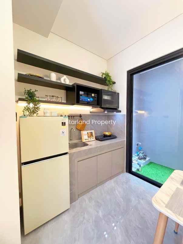 dijual rumah jalan raya ciputat tiptop