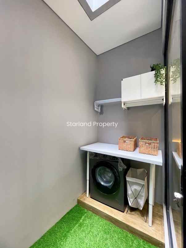 dijual rumah jalan raya ciputat tiptop