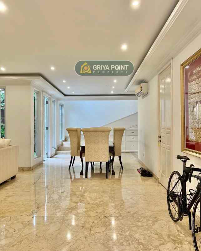 dijual rumah jalan raya lebak bulus