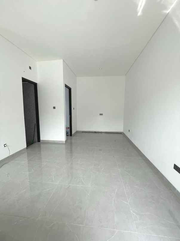 dijual rumah jalan raya parigi bintaro