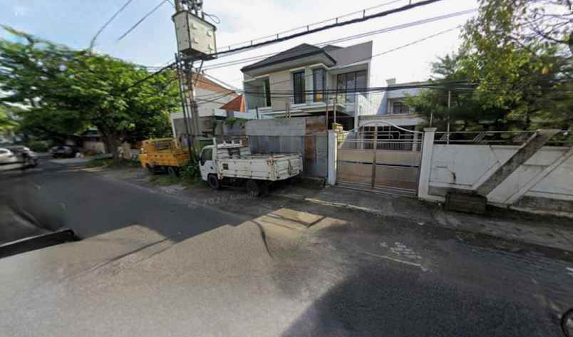dijual rumah jalan residen sudirman