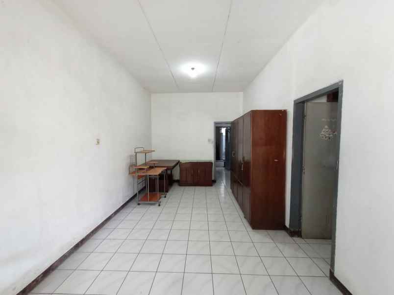 dijual rumah jalan rungkut asri utara