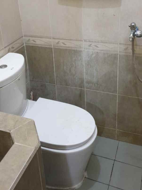 dijual rumah jambangan