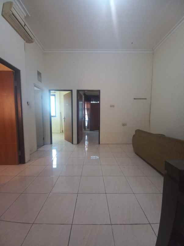 dijual rumah jambangan