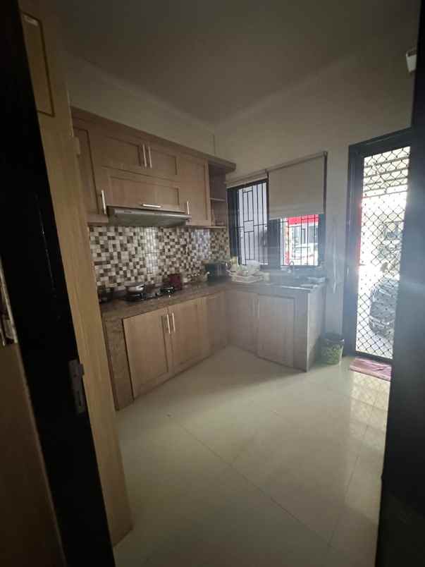 dijual rumah jati makmur pondok gede bekasi