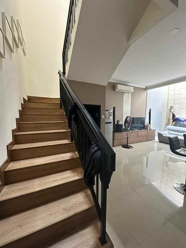 dijual rumah jati makmur pondok gede bekasi