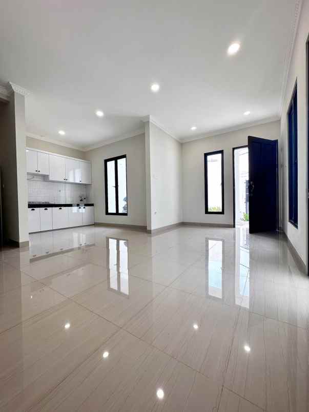 dijual rumah jatibening