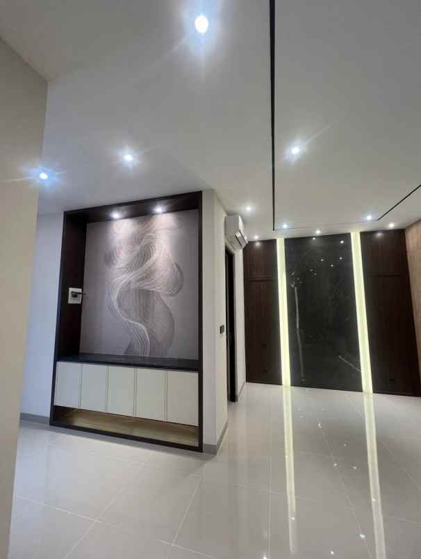 dijual rumah ji babatan pantai utara