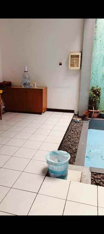 dijual rumah jl batu indah buahbatu