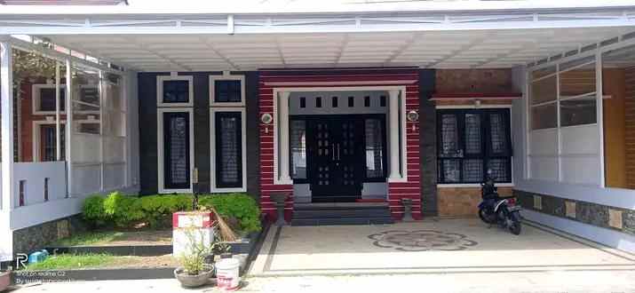 dijual rumah jl baturraden