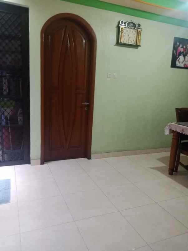dijual rumah jl cibodas 3 no 100 rt 003