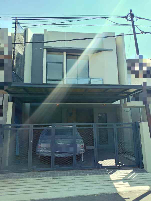 dijual rumah jl kembar