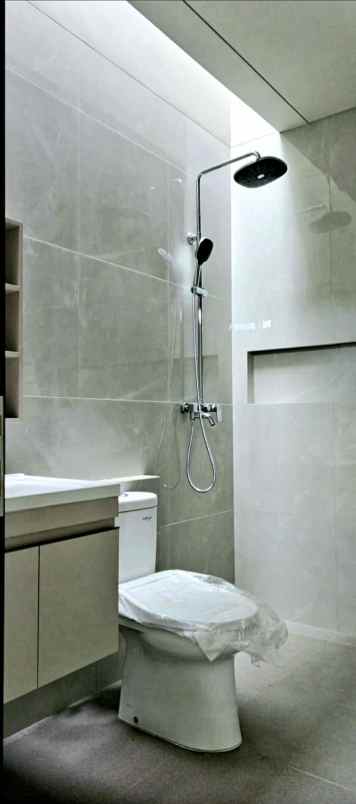 dijual rumah jl kembar