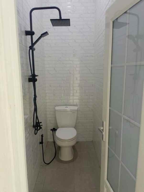 dijual rumah jl lembang 2