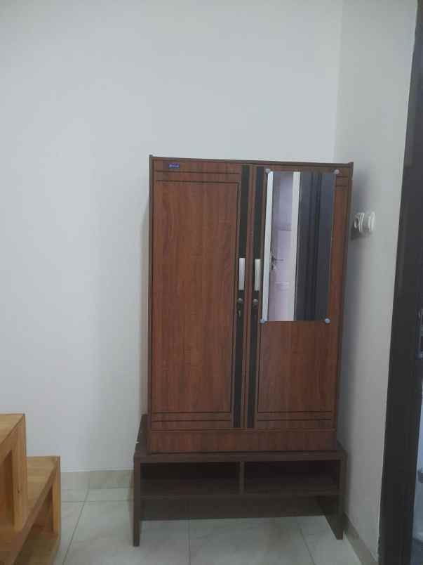 dijual rumah jl matraman menteng