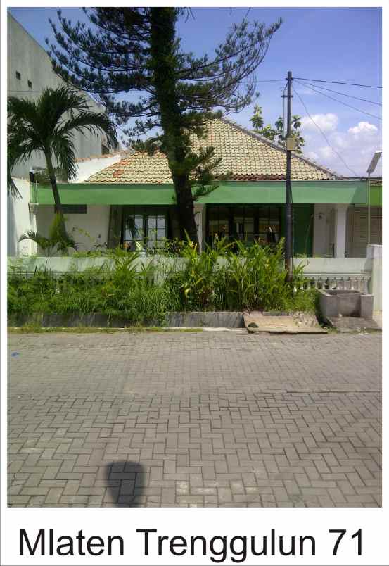 dijual rumah jl mlaten trenggulun
