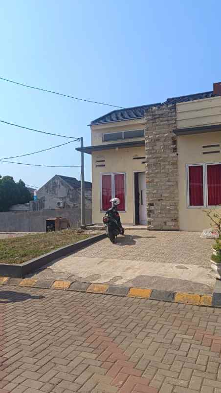 dijual rumah jl muchtar raya depok