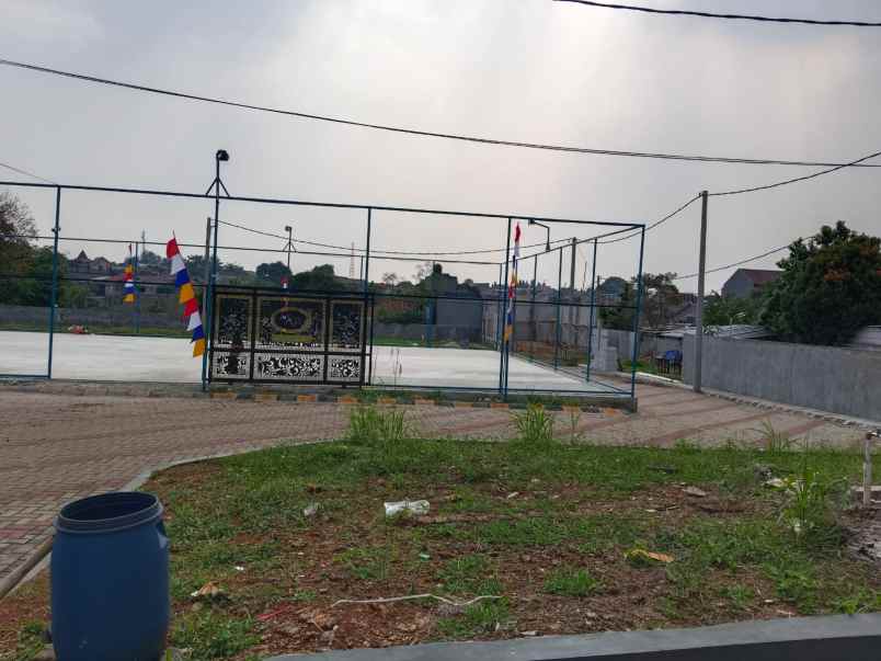 dijual rumah jl muchtar raya depok