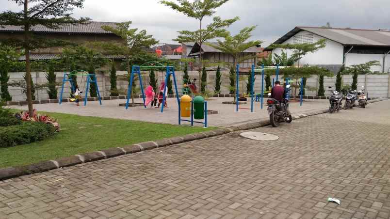 dijual rumah jl nanjung lagadar perum
