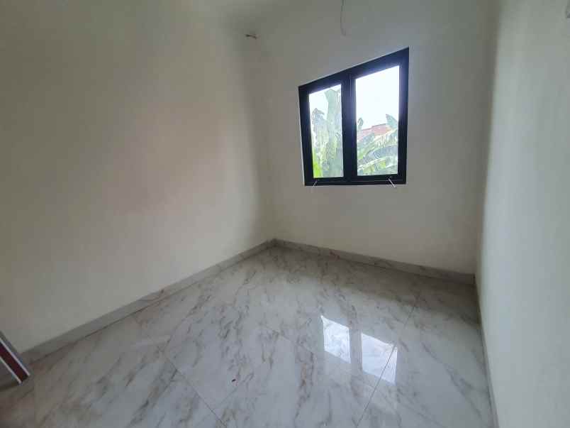 dijual rumah jl panti asuhan jurang