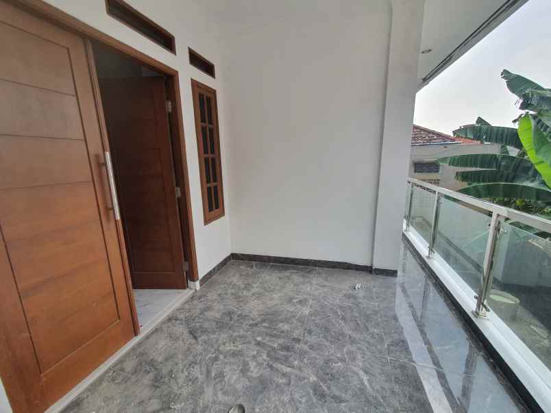 dijual rumah jl panti asuhan jurang