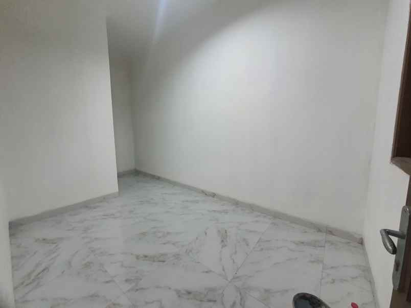 dijual rumah jl panti asuhan jurang