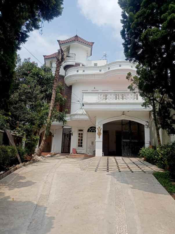 dijual rumah jl pasteur