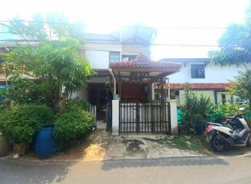 dijual rumah jl pondok kelapa duren