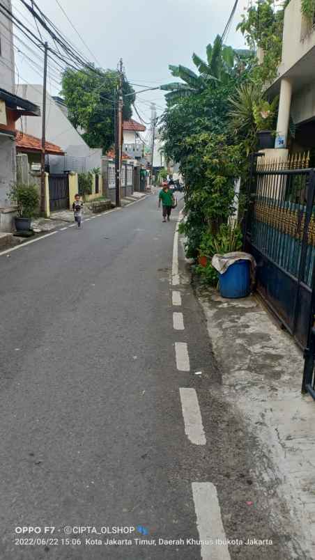 dijual rumah jl raya condet cililitan