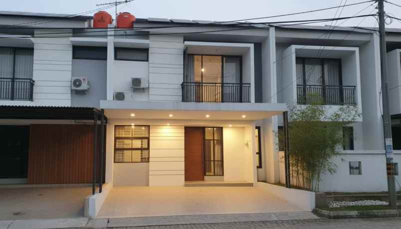 dijual rumah jl raya grand duta tangerang
