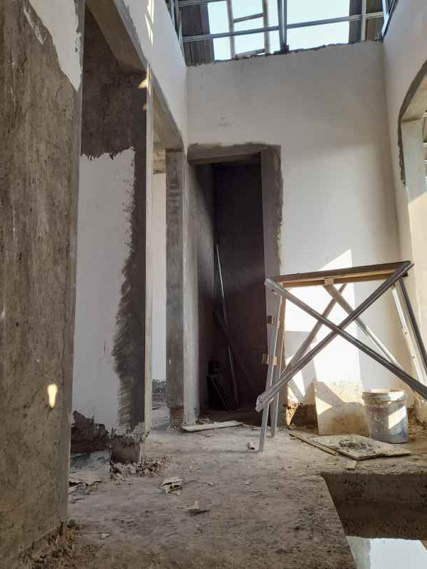 dijual rumah jl raya kebun temu