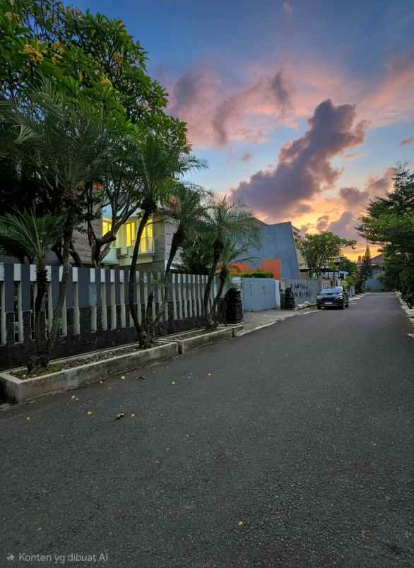 dijual rumah jl raya komplek billymoon