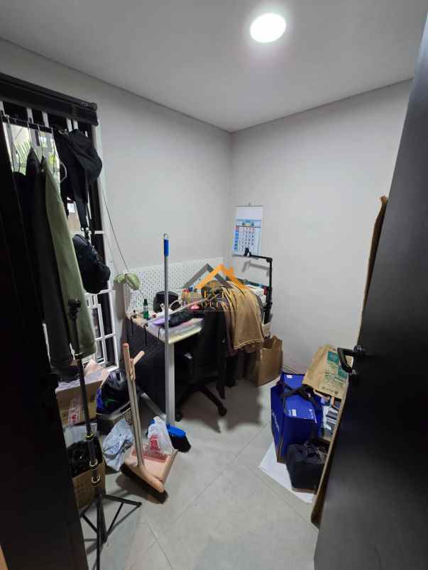 dijual rumah jl sei batang serangan