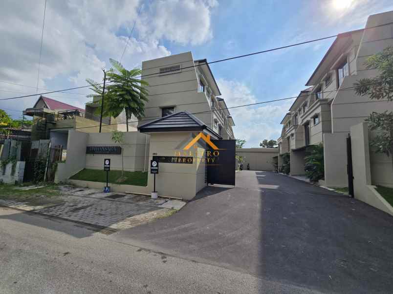 dijual rumah jl sei batang serangan