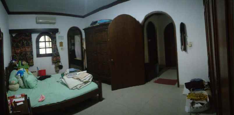 dijual rumah jl taman radio dalam