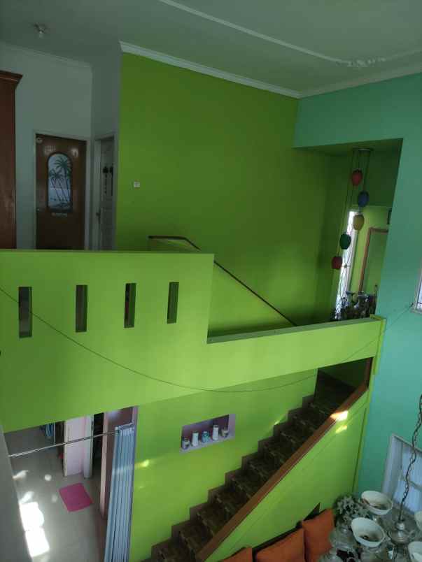 dijual rumah jl utama raya bf5 kemang