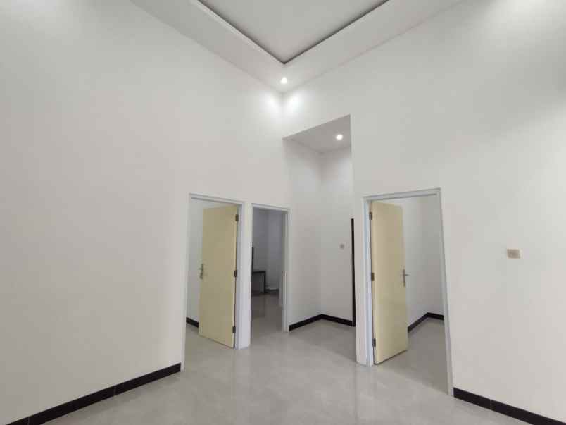 dijual rumah jl wahid hasyim