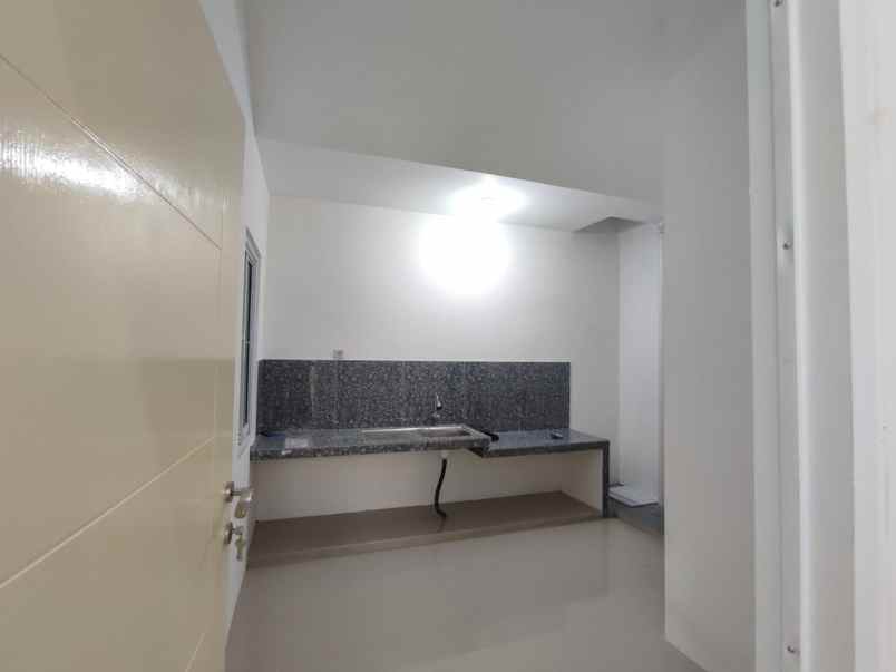 dijual rumah jl wahid hasyim