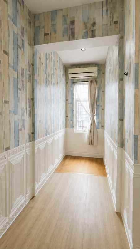 dijual rumah jl western boulevard no 37
