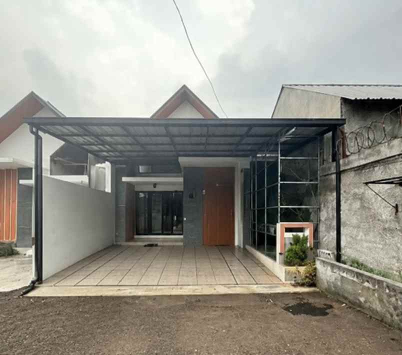 dijual rumah kalimulya cilodong depok